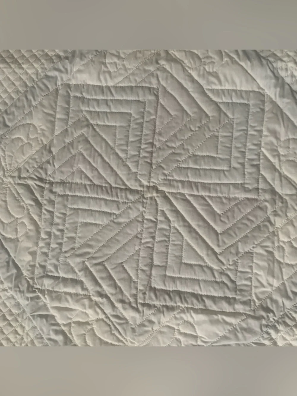 1998 VTG Village Quilts Handmade SPINNING STAR Cotton Hanging PATCHWOR QUILT 40”